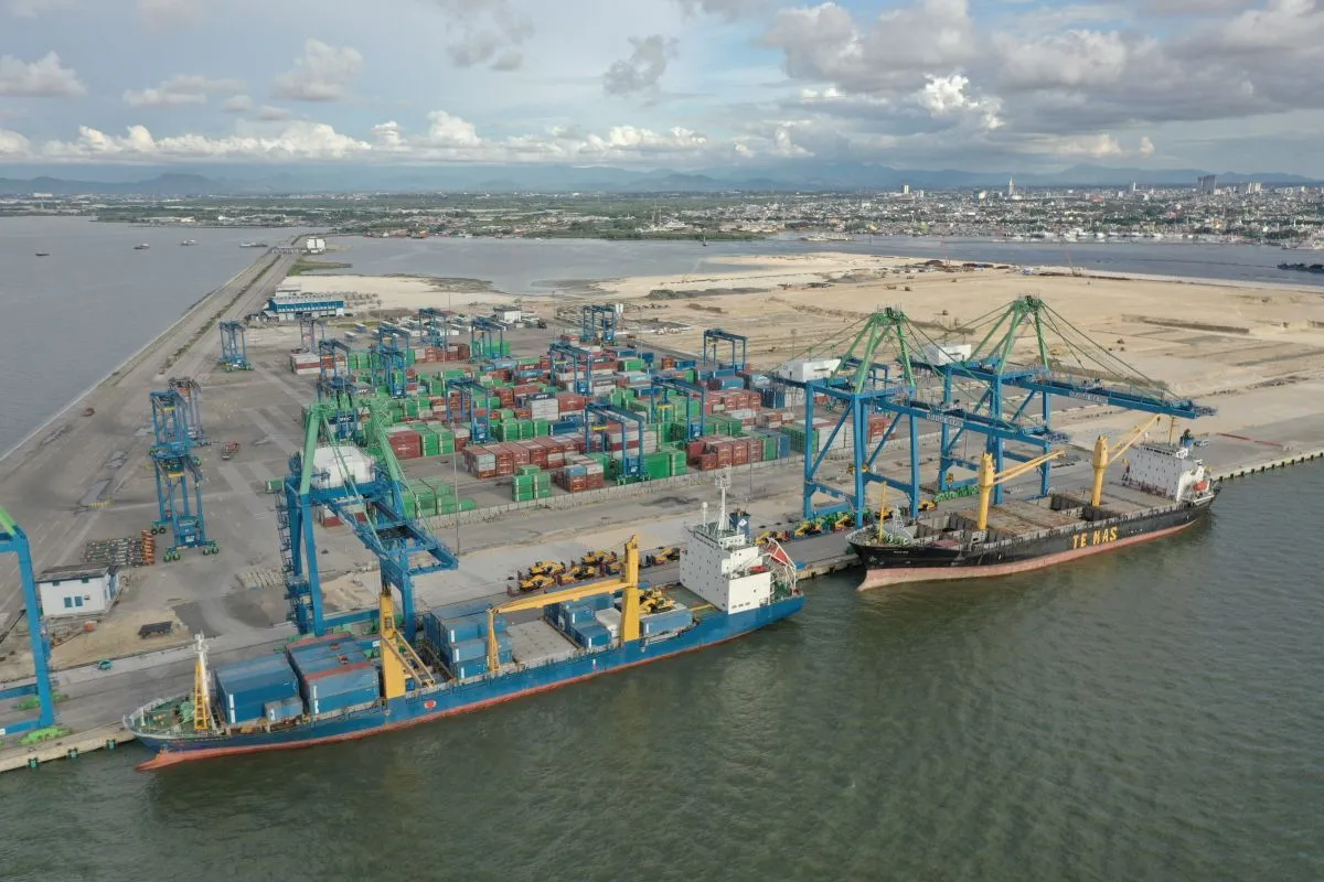 Pelindo: Kinerja Terminal Peti Kemas Makassar New Port lebihi target